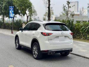 Xe Mazda CX5 Deluxe 2.0 AT 2022 Trắng, Nội Thất Đen