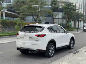 Xe Mazda CX5 Deluxe 2.0 AT 2022 Trắng, Nội Thất Đen