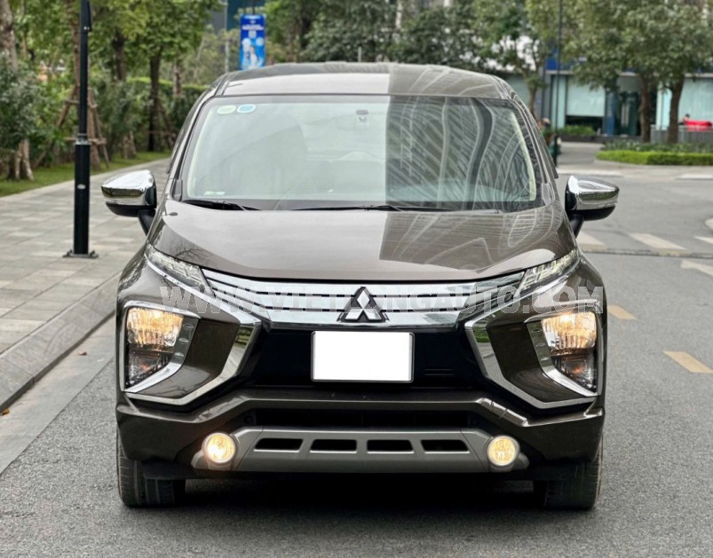 Mitsubishi Xpander 1.5 AT 2019 Nâu, Nội Thất Kem