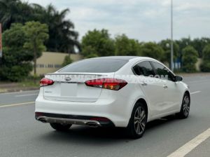 Xe Kia Cerato 1.6 MT 2018 Trắng, Nội Thất Kem