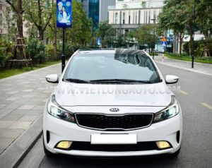 Xe Kia Cerato 1.6 MT 2018 Trắng, Nội Thất Kem