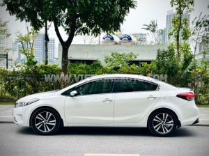 Xe Kia Cerato 1.6 MT 2018 Trắng, Nội Thất Kem