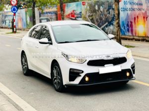 Xe Kia Cerato 1.6 MT 2019 Trắng, Nội Thất Đen