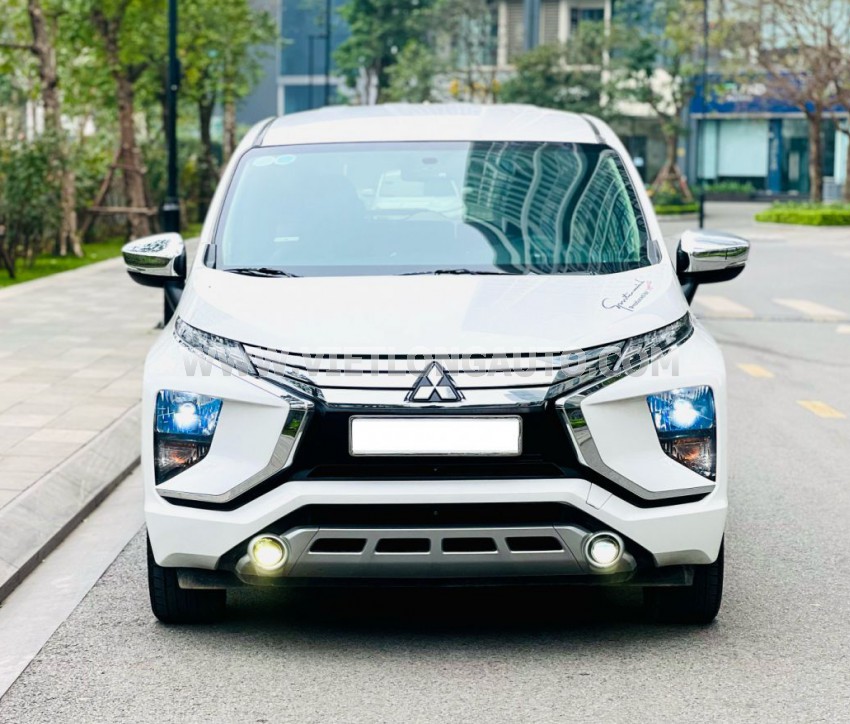 Mitsubishi Xpander 1.5 AT 2019 Trắng, Nội Thất Đen