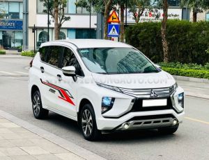 Xe Mitsubishi Xpander 1.5 AT 2019 Trắng, Nội Thất Đen