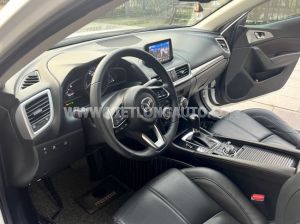 Xe Mazda 3 1.5L Luxury 2019 Trắng, Nội Thất Đen