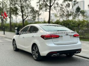 Xe Kia Cerato 1.6 MT 2018 Trắng, Nội Thất Kem