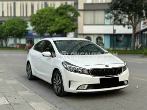 Xe Kia Cerato 1.6 MT 2018 Trắng, Nội Thất Kem