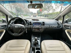 Xe Kia Cerato 1.6 MT 2018 Trắng, Nội Thất Kem