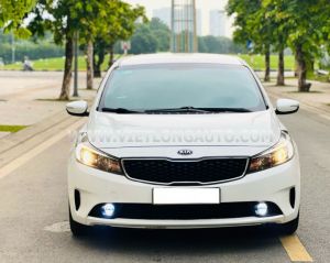 Xe Kia Cerato 1.6 MT 2018 Trắng, Nội Thất Kem