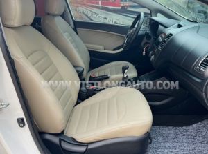 Xe Kia Cerato 1.6 MT 2018 Trắng, Nội Thất Kem