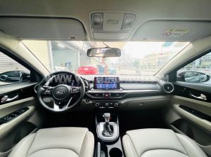 Xe Kia Cerato 1.6 AT Deluxe 2020 Đen, Nội Thất Ghi