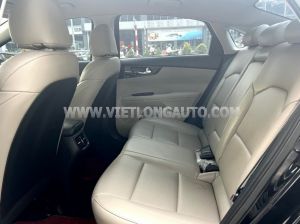 Xe Kia Cerato 1.6 AT Deluxe 2020 Đen, Nội Thất Ghi