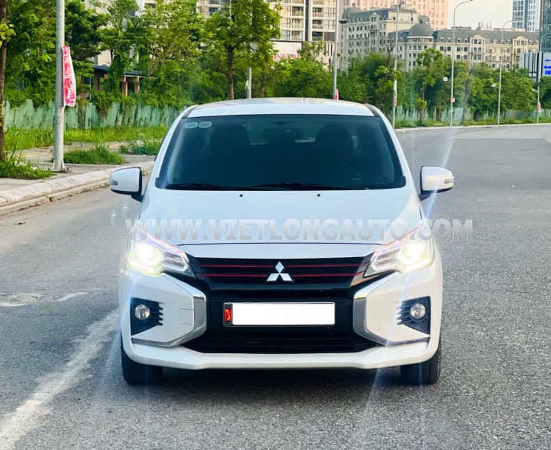 Mitsubishi Attrage 1.2 CVT 2020 Trắng, Nội Thất Đen