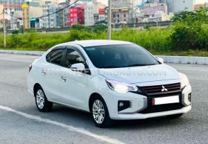 Xe Mitsubishi Attrage 1.2 CVT 2020 Trắng, Nội Thất Đen