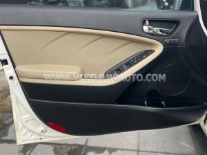 Xe Kia Cerato 2.0 AT 2017 Trắng, Nội Thất Kem