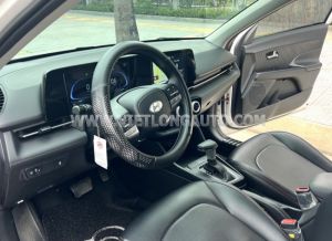 Xe Hyundai Accent 1.5 AT 2024 Trắng, Nội Thất Đen