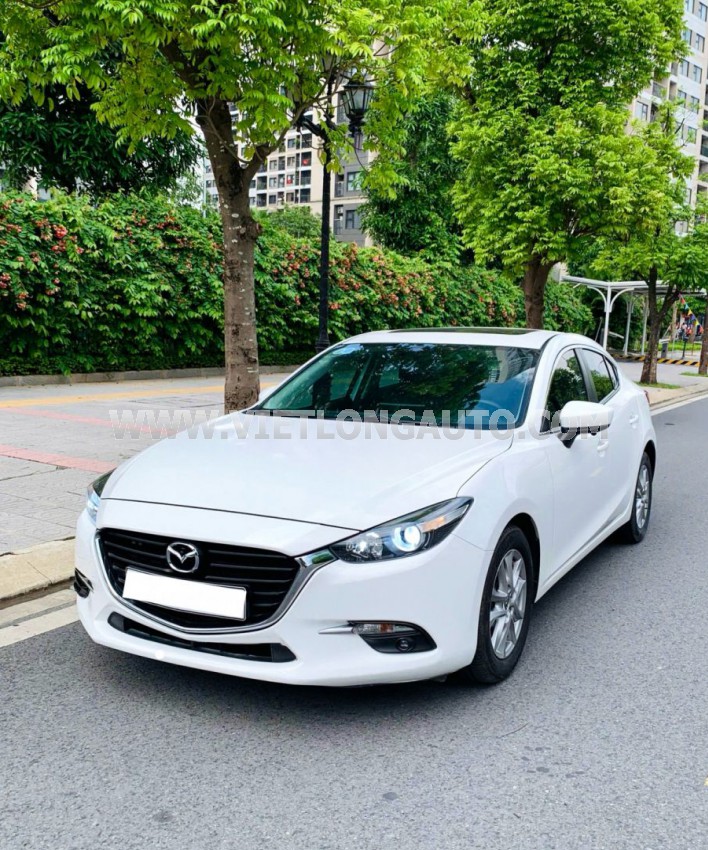 Mazda 3 1.5L Luxury 2019 Trắng, Nội Thất Đen
