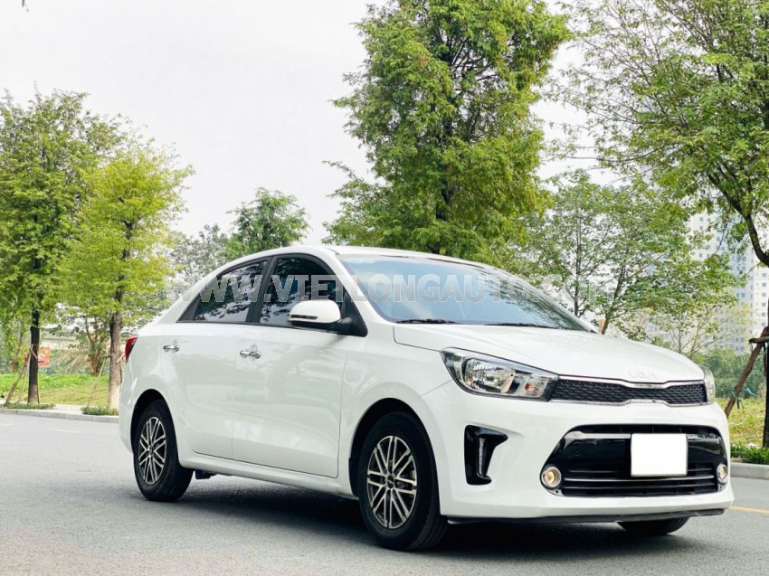 Kia Soluto 1.4 AT Deluxe 2022 Trắng, Nội Thất Kem