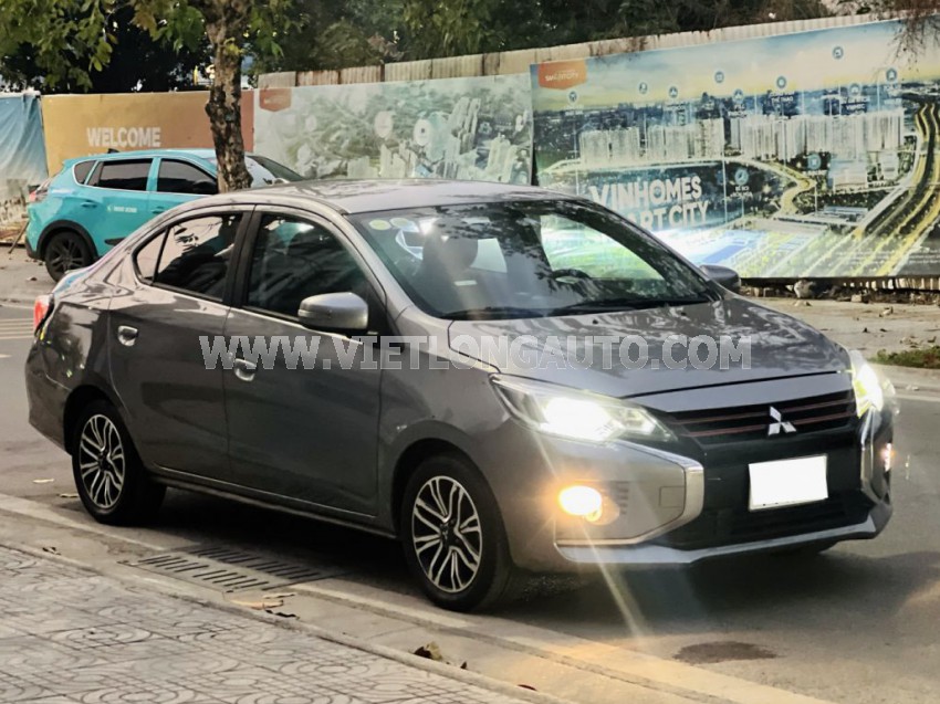 Mitsubishi Attrage Premium 1.2 CVT 2021 Xám, Nội Thất Đen