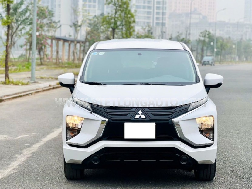 Mitsubishi Xpander 1.5 MT 2023 Trắng, Nội Thất Đen
