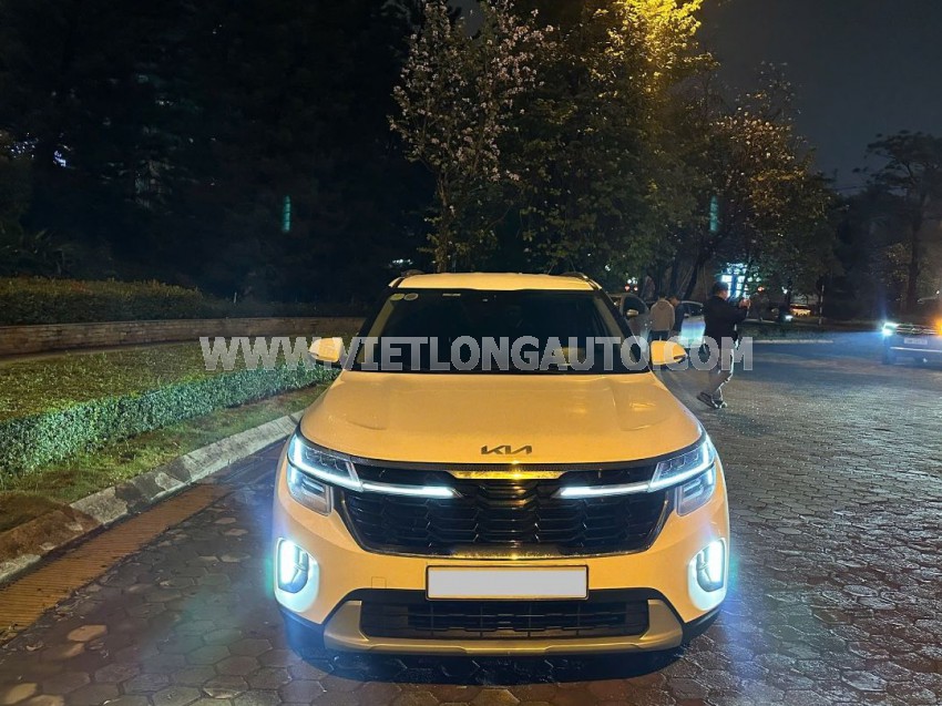 Kia Seltos Premium 1.5 AT 2025 Trắng, Nội Thất Đen