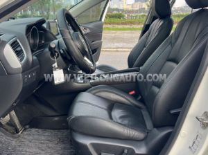 Xe Mazda 3 1.5L Luxury 2019 Trắng, Nội Thất Đen