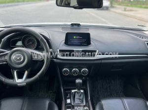 Xe Mazda 3 1.5L Luxury 2019 Trắng, Nội Thất Đen