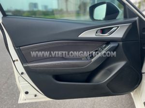 Xe Mazda 3 1.5L Luxury 2019 Trắng, Nội Thất Đen