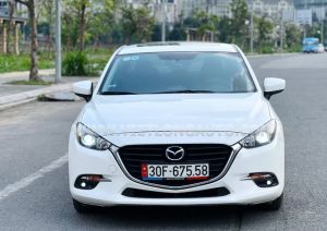 Xe Mazda 3 1.5L Luxury 2019 Trắng, Nội Thất Đen