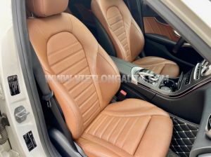 Xe Mercedes Benz C class C300 AMG 2019 Trắng, Nội Thất Nâu
