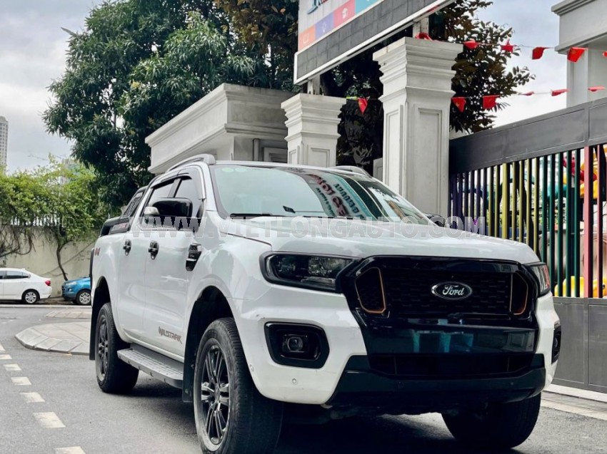 Ford Ranger Wildtrak 2.0L 4x4 AT 2021 Trắng, Nội Thất Đen