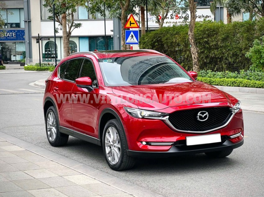 Mazda CX5 Deluxe 2.0 AT 2022 Đỏ, Nội Thất Đen