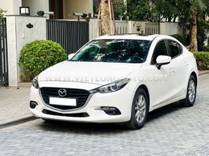 Xe Mazda 3 1.5 AT 2017 Trắng, Nội Thất Đen