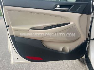 Xe Hyundai Tucson 2.0 ATH 2018 Trắng, Nội Thất Kem