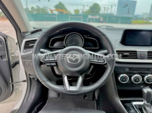 Xe Mazda 3 1.5L Luxury 2019 Trắng, Nội Thất Đen