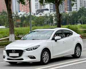 Xe Mazda 3 1.5L Luxury 2019 Trắng, Nội Thất Đen