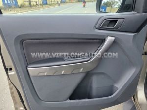Xe Ford Ranger XLS 2.2L 4x2 AT 2016 Cát, Nội Thất Đen