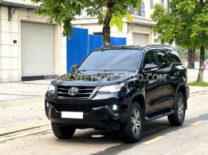 Xe Toyota Fortuner 2.4G 4x2 MT 2017 Đen, Nội Thất Nâu