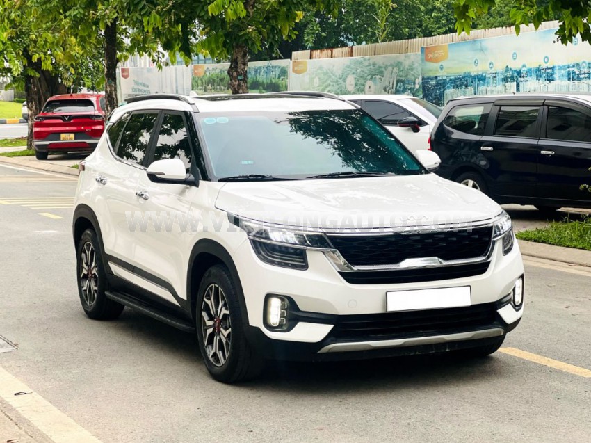 Kia Seltos Premium 1.4 AT 2022 Trắng, Nội Thất Kem