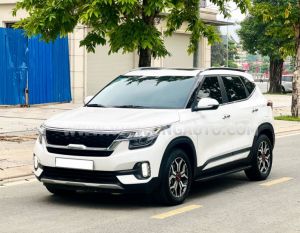 Xe Kia Seltos Premium 1.4 AT 2022 Trắng, Nội Thất Kem