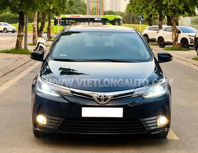 Toyota Corolla altis 2.0V AT 2017 Đen, Nội Thất Đen