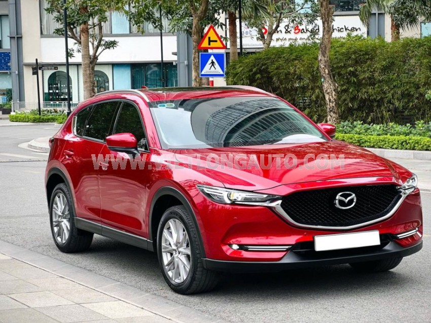 Mazda CX5 Deluxe 2.0 AT 2022 Đỏ, Nội Thất Đen
