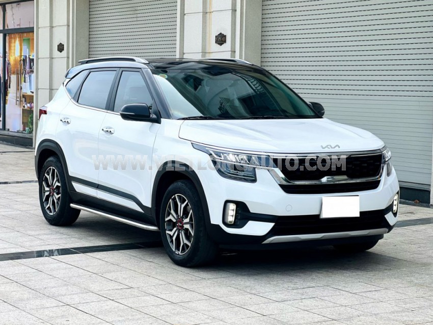 Kia Seltos Premium 1.4 AT 2022 Trắng, Nội Thất Kem