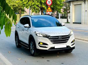 Xe Hyundai Tucson 2.0 ATH 2018 Trắng, Nội Thất Kem