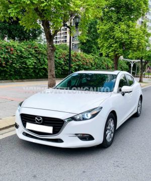 Xe Mazda 3 1.5L Luxury 2019 Trắng, Nội Thất Đen