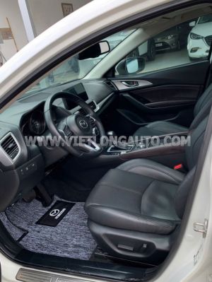 Xe Mazda 3 1.5L Luxury 2019 Trắng, Nội Thất Đen