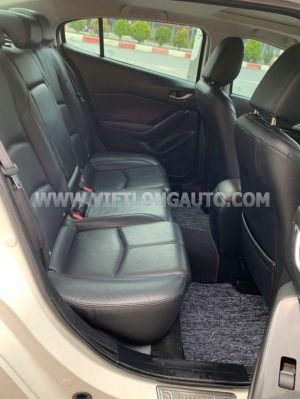 Xe Mazda 3 1.5L Luxury 2019 Trắng, Nội Thất Đen