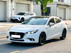Xe Mazda 3 1.5L Luxury 2019 Trắng, Nội Thất Đen