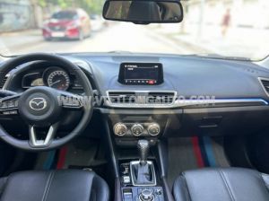 Xe Mazda 3 1.5L Luxury 2019 Trắng, Nội Thất Đen